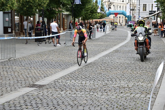 众津津乐道 众津津乐道